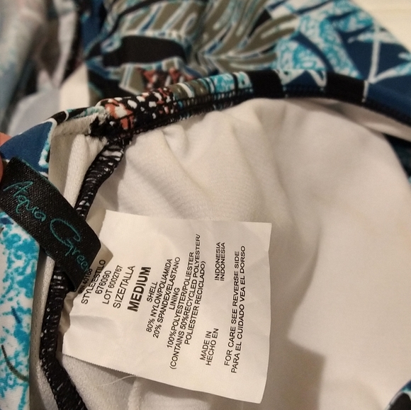 NWOT Aqua Green One Piece Swimsuit - Picture 7 of 7